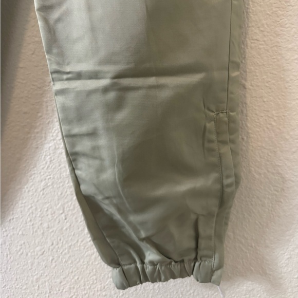 ESSENTIALS Nylon pants youth size 12 may fit XS women Brand New - Picture 5 of 5